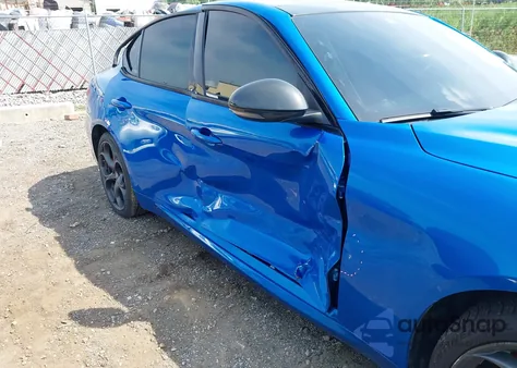 2019 Alfa Romeo Giulia Ti Sport Awd из США, поврежденный, VIN ZARFANBN4K7608293